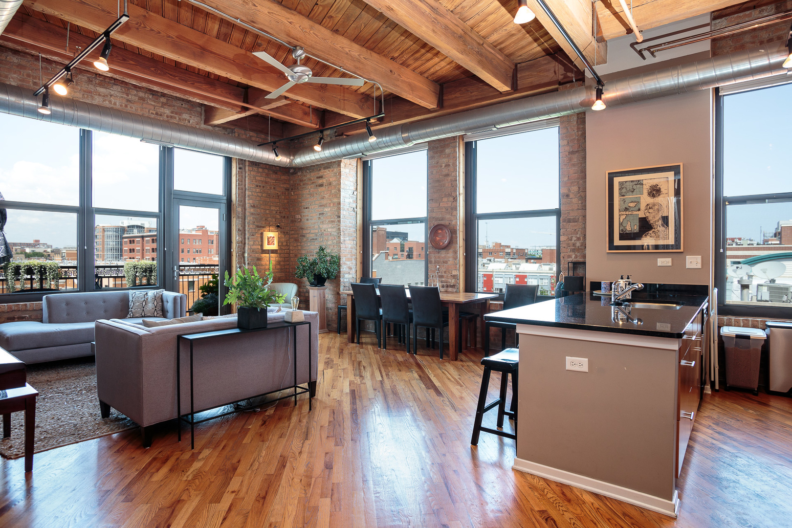1040 West Adams Street, Unit 462 Chicago, IL 60607 - Photo 2 of 27