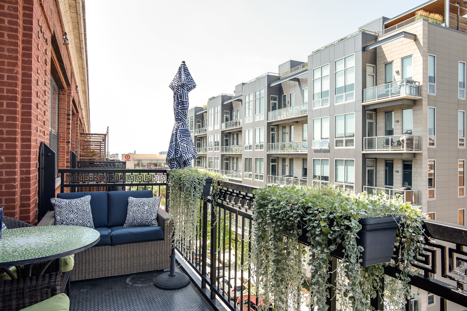 1040 West Adams Street, Unit 462 Chicago, IL 60607 - Photo 17 of 27