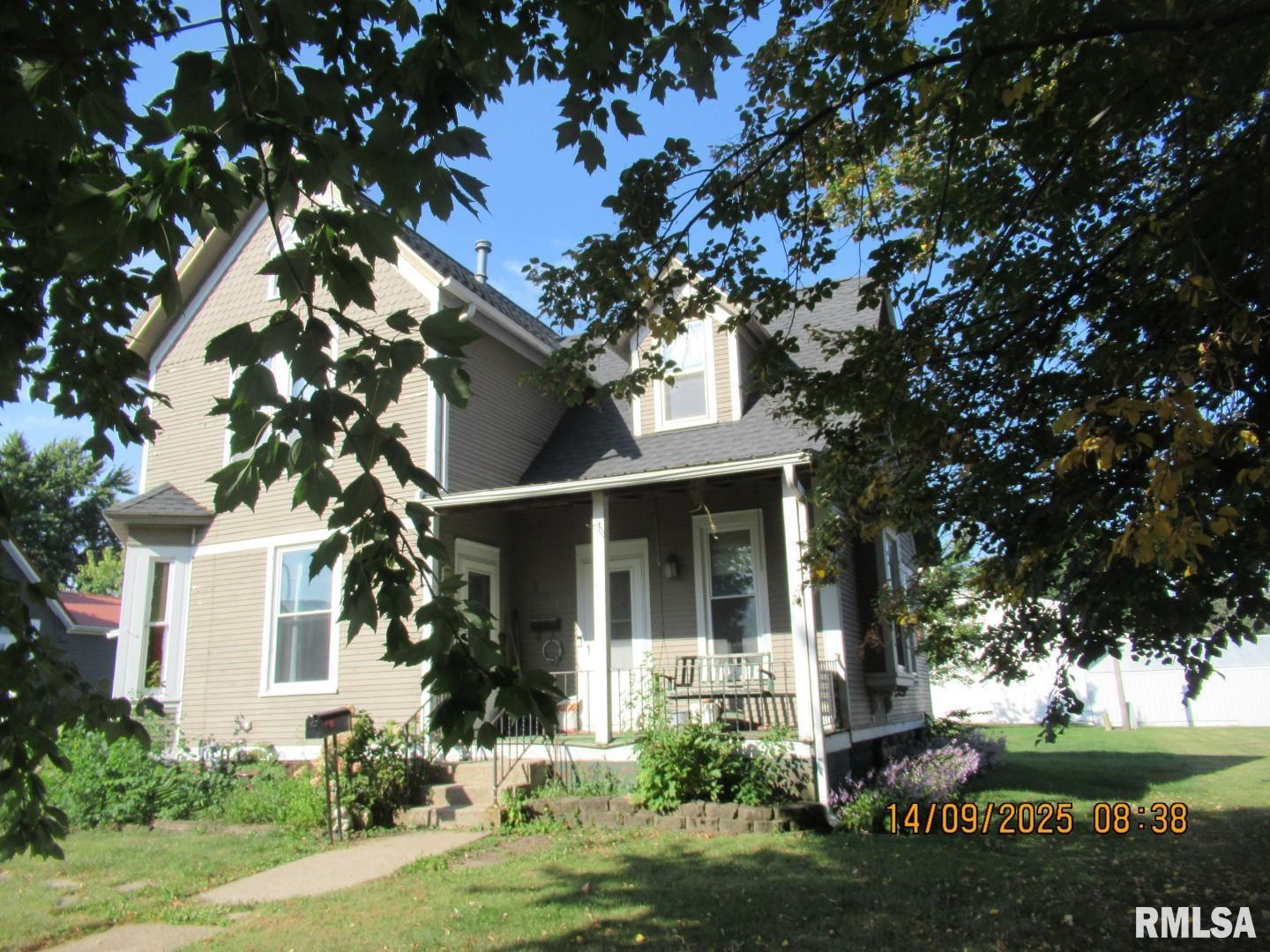 309 Sycamore Street Tipton, IA 52772 - Photo 3 of 28 Gallery Image 3