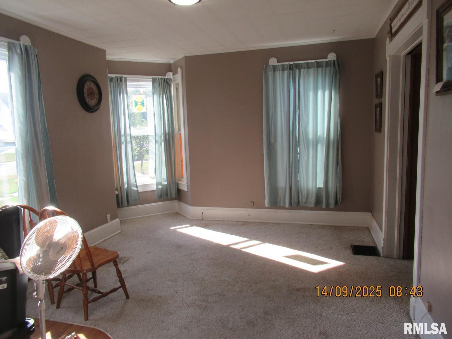 309 Sycamore Street Tipton, IA 52772 - Photo 9 of 28 Gallery Image 9
