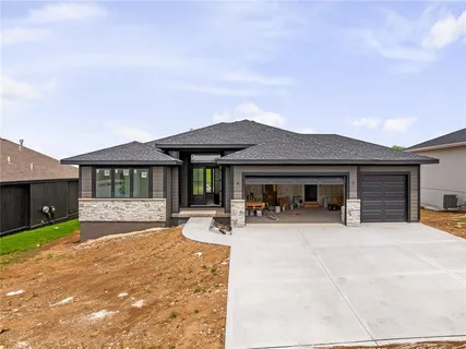 $739,000 | 25152 West 141st Terrace, Olathe, KS 66061
