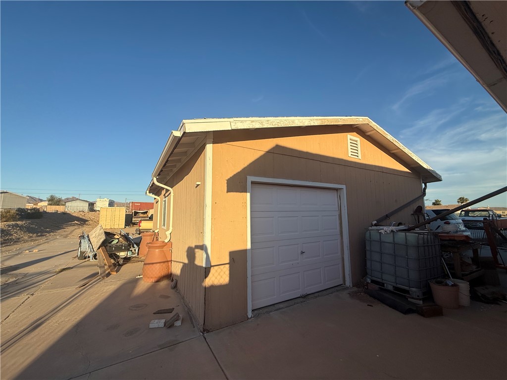 4036 South Roberts Road Fort Mohave, AZ 86426 - Photo 4 of 38