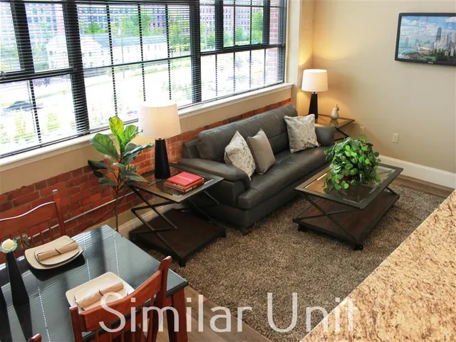 $4,255 | 34 Franklin Street, Unit 426, Nashua, NH 03064