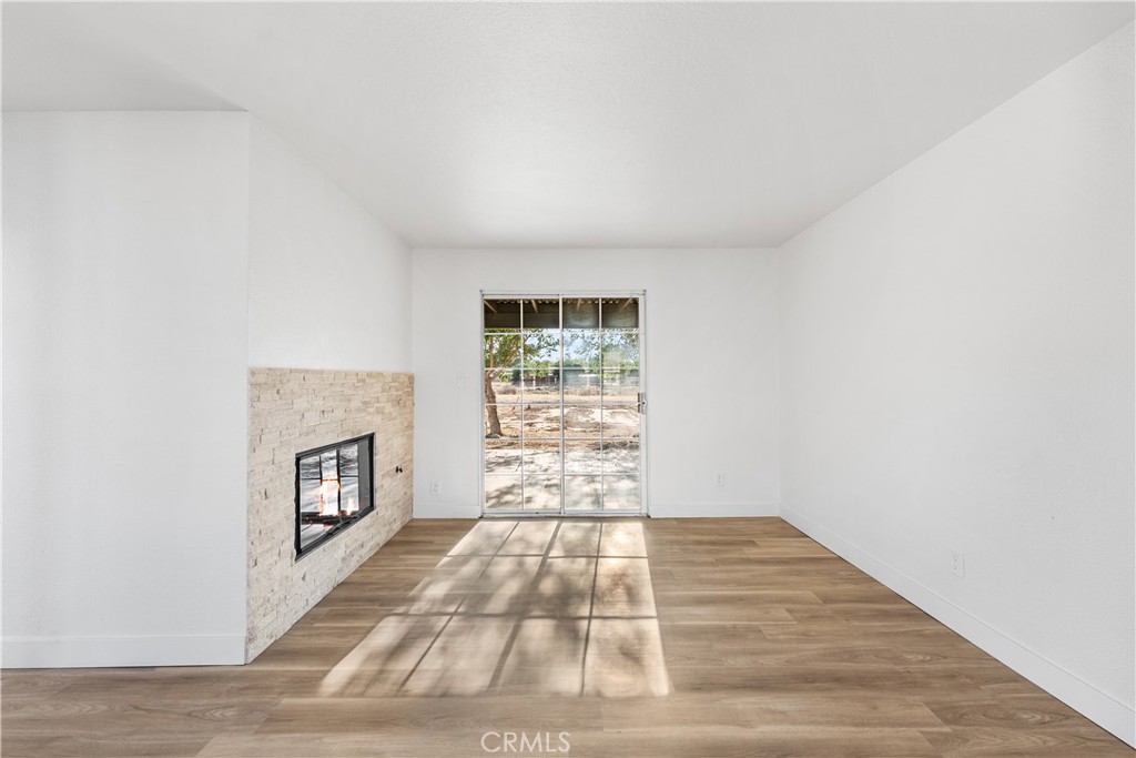 40251 Fieldspring Street Palmdale, CA 93591 - Photo 16 of 45 a view of an empty room and window
