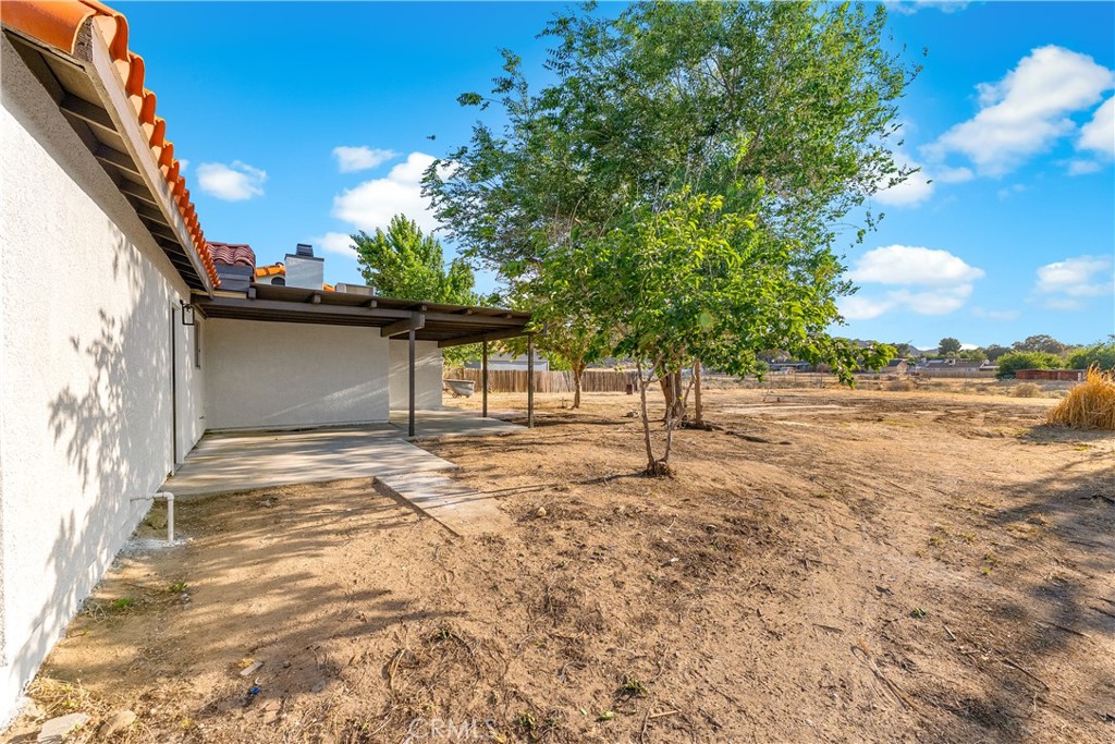 40251 Fieldspring Street Palmdale, CA 93591 - Photo 37 of 45 a view of backyard of a house
