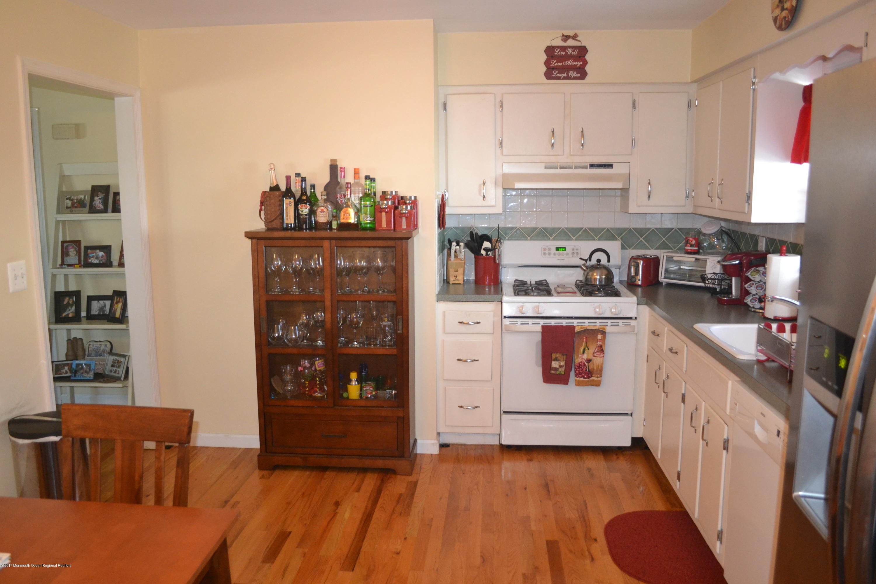 2217 Wilson Road Point Pleasant, NJ 08742 - Photo 5 of 17 DSC_0681