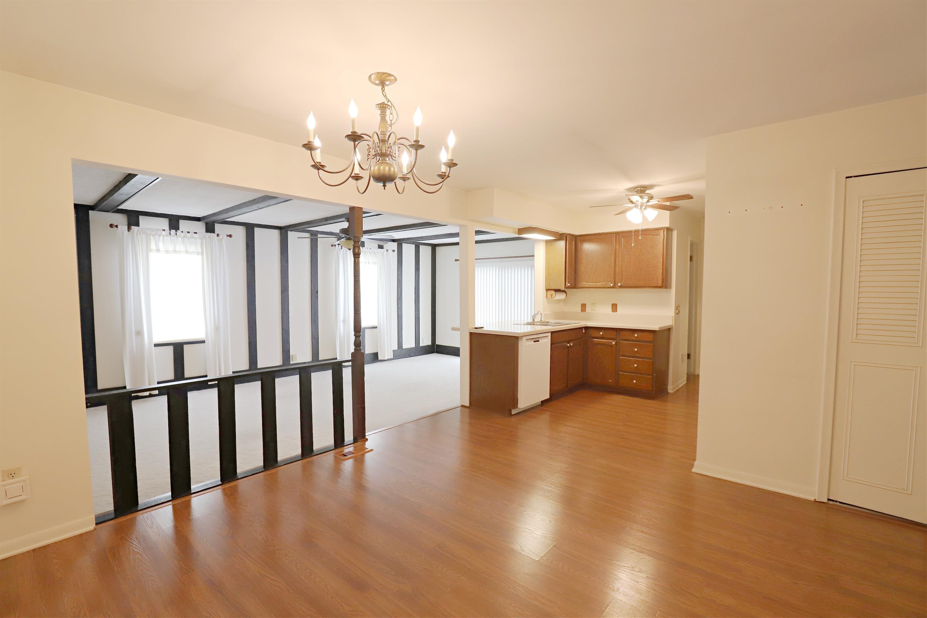 5492 River Ridge Drive Flushing, MI 48433 - Photo 10 of 39 50157094-4b543293-d937-426a-bb7f-6e6973e8592d.JPG