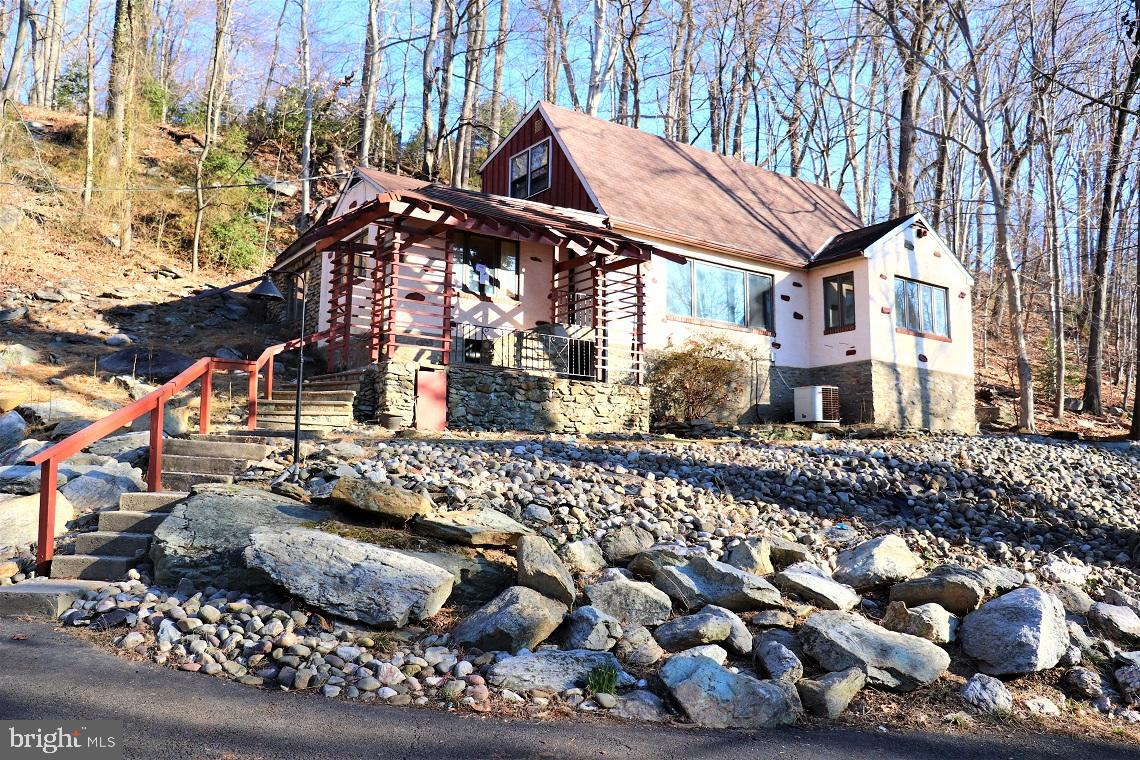 2540 Edge Hill Road Huntingdon Valley, PA 19006 - Photo 1 of 28 Gallery Image 1