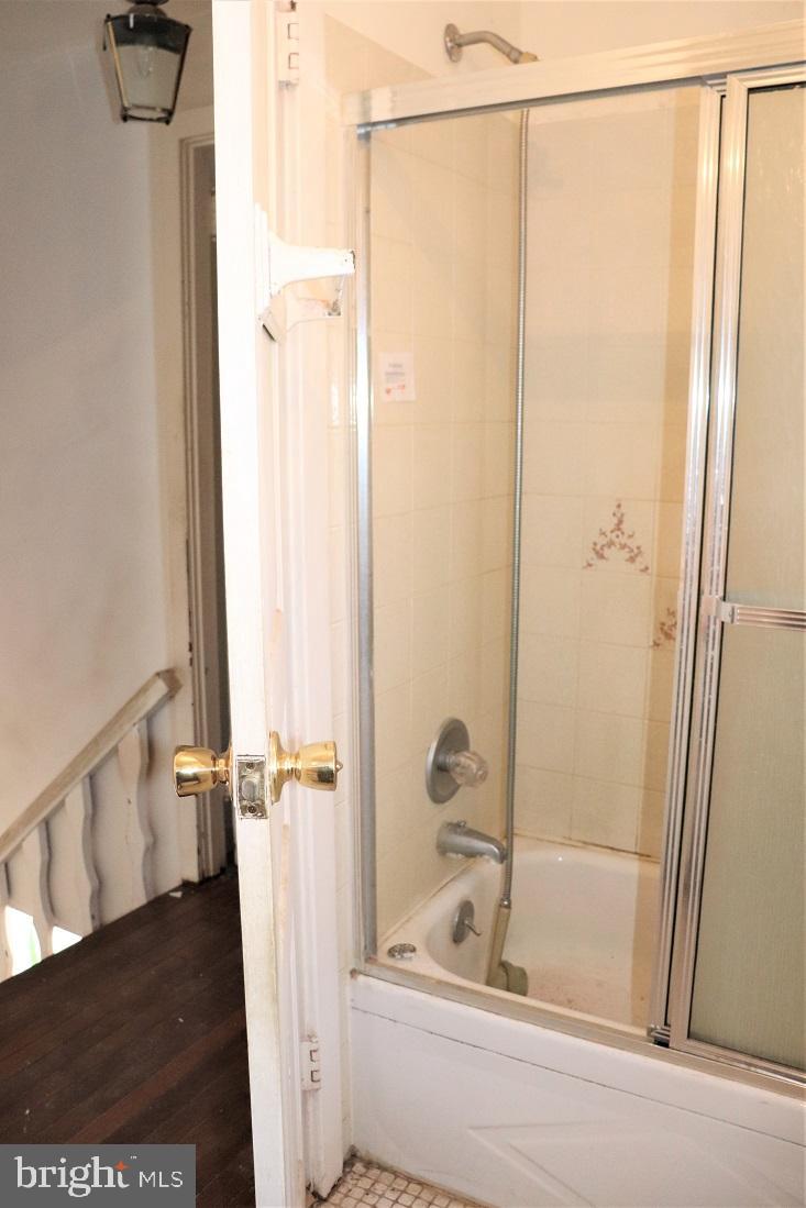 2540 Edge Hill Road Huntingdon Valley, PA 19006 - Photo 20 of 28 Gallery Image 20