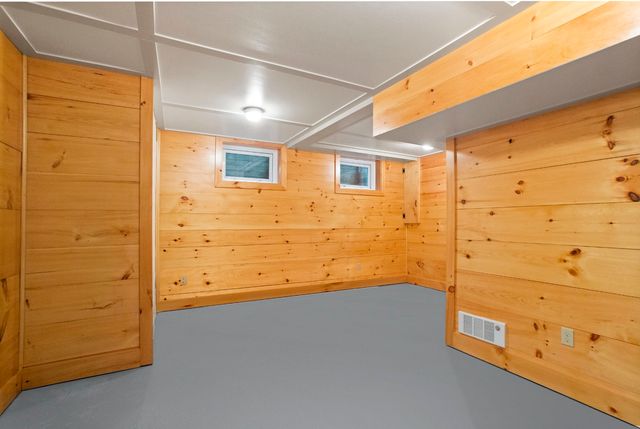 $2,950,000 | 9 Lily Street, Nantucket, MA 02564