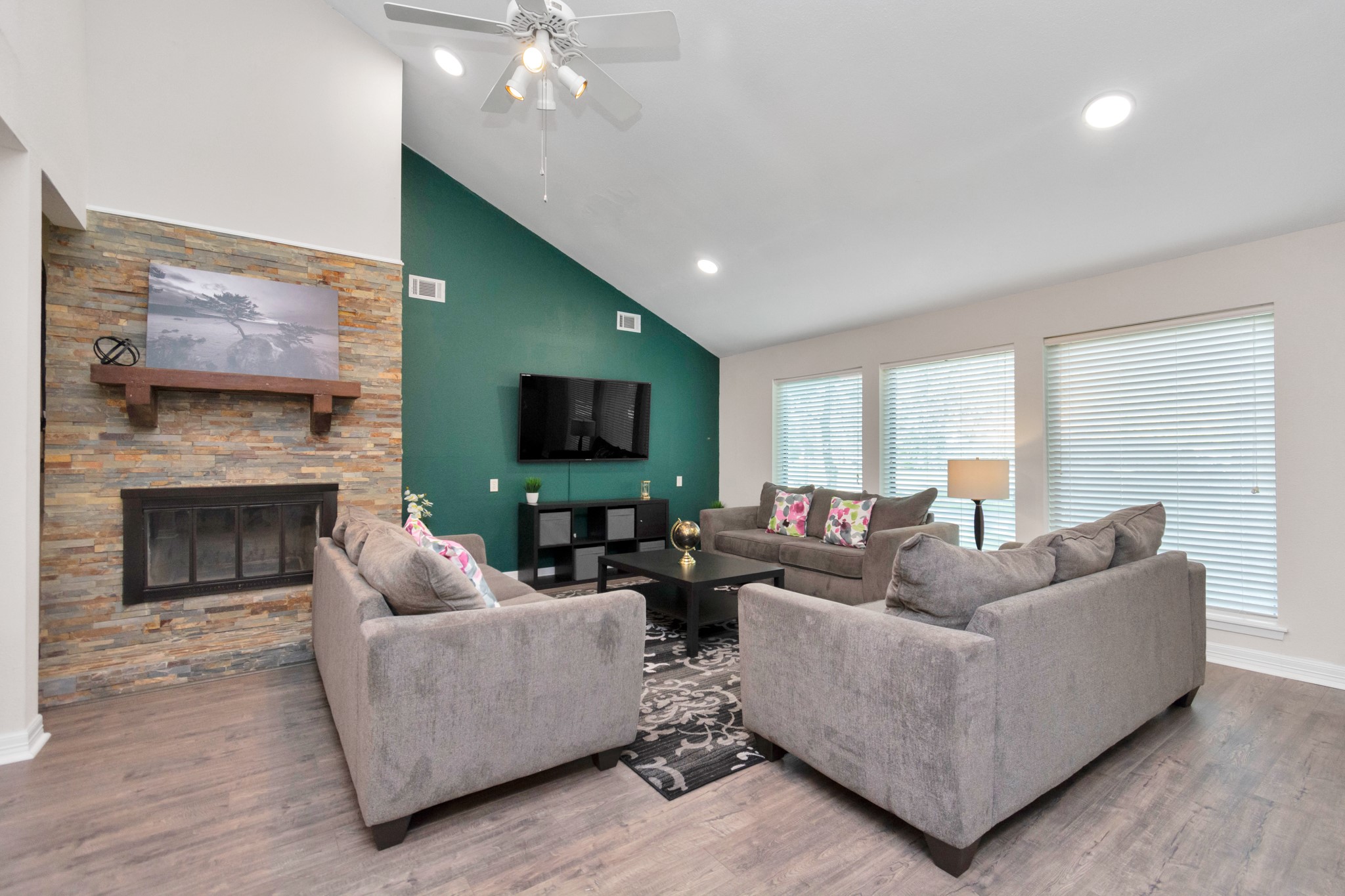 902 Golden Bear Lane Houston, TX 77339 - Photo 6 of 27