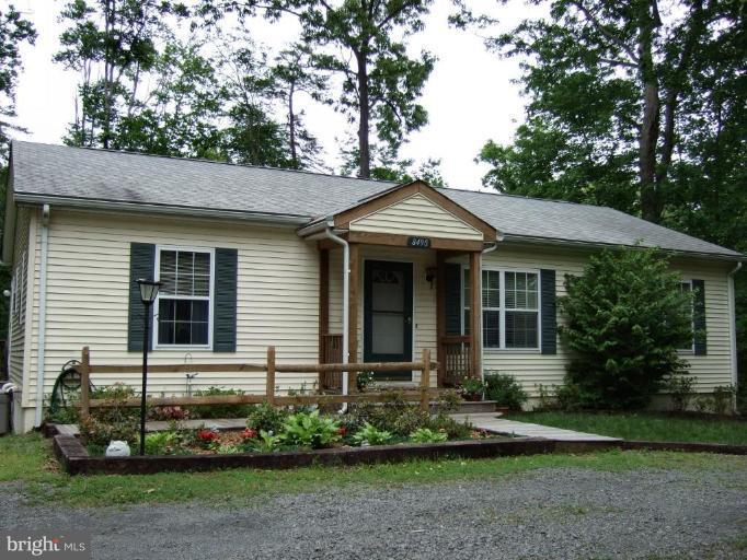 8490 North Point Road Manassas, VA 20112 - Photo 1 of 28 Exterior (Main)