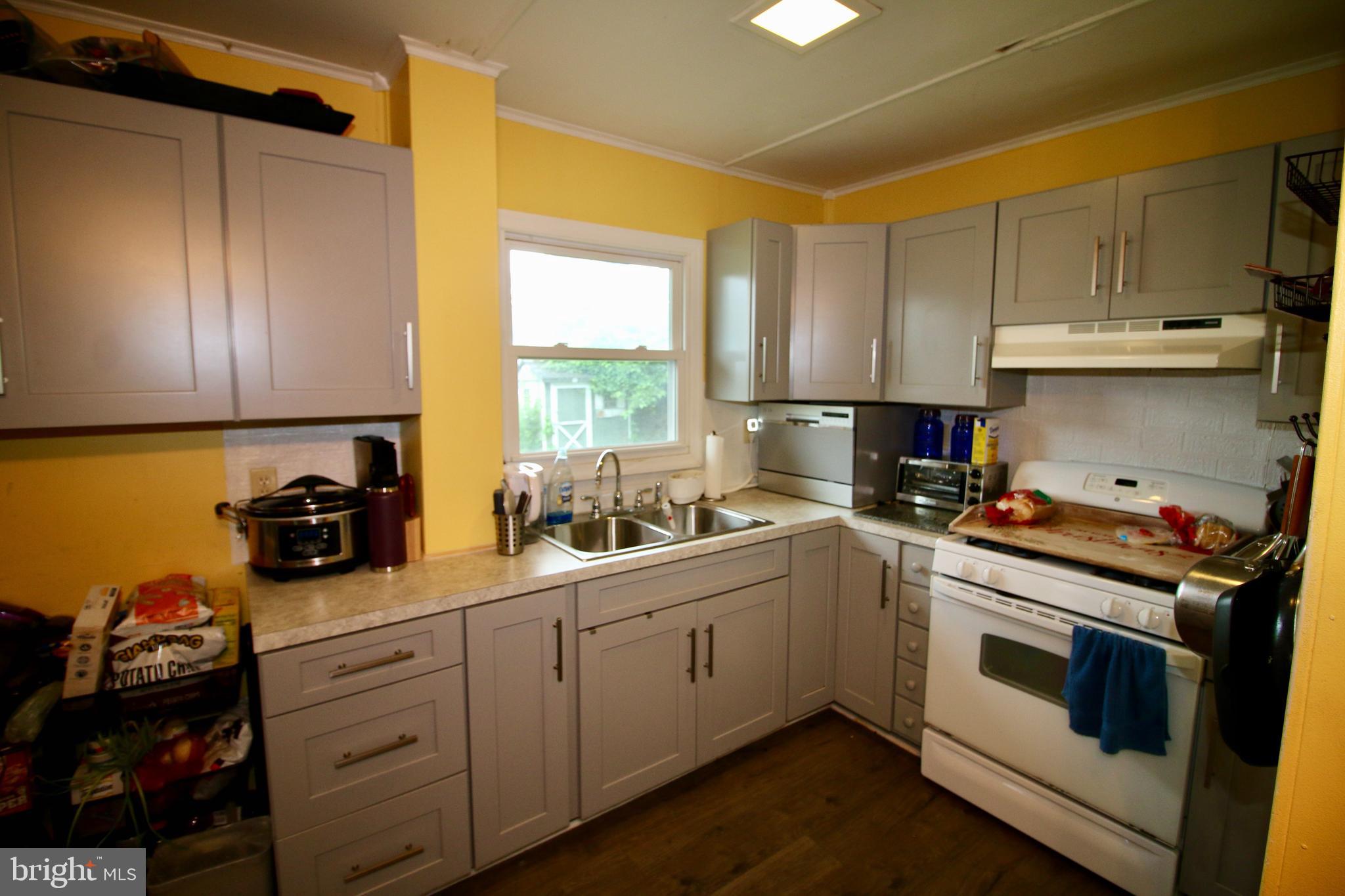 1921 Wabank Road Lancaster, PA 17603 - Photo 2 of 18 Gallery Image 2
