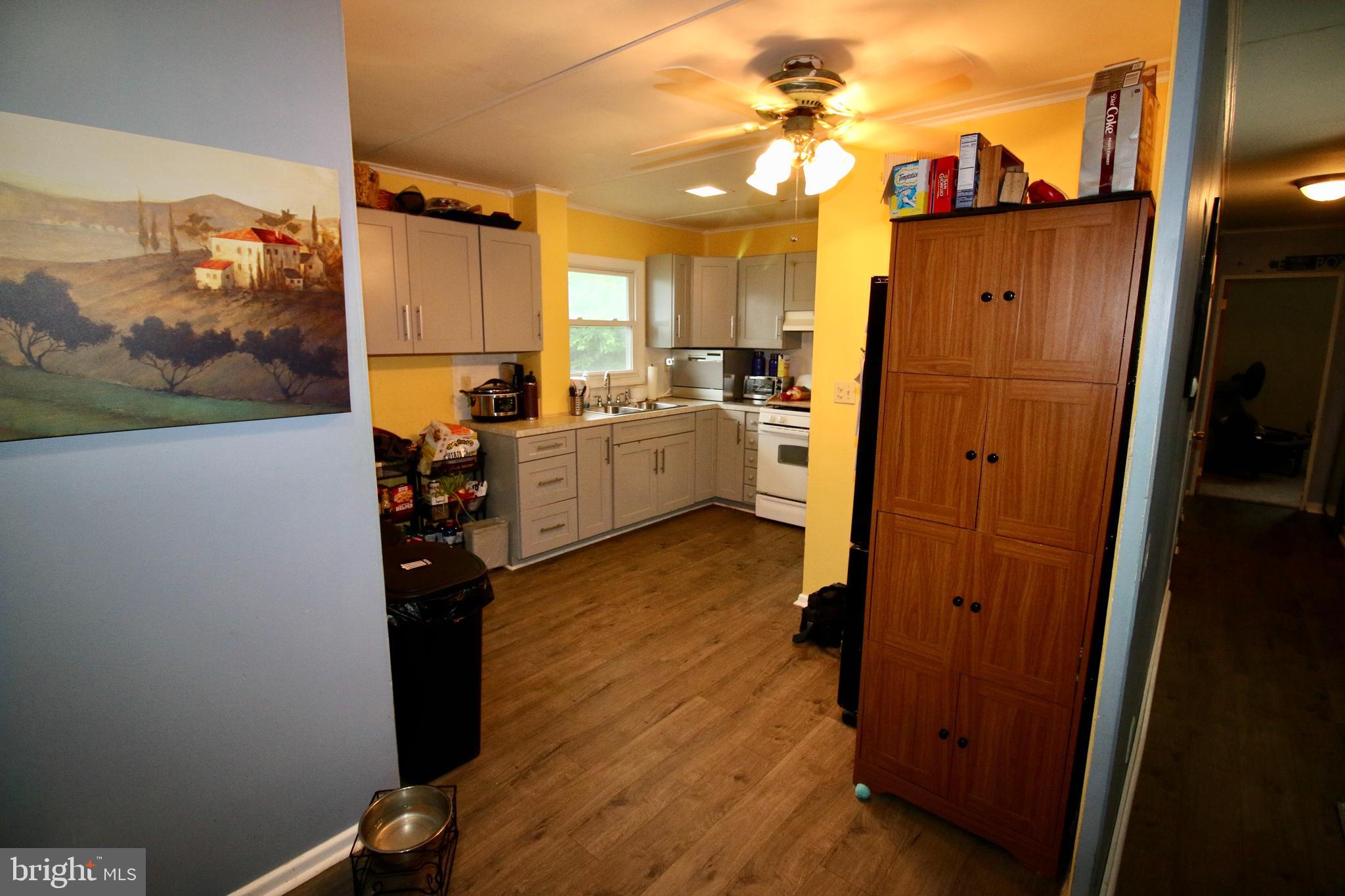 1921 Wabank Road Lancaster, PA 17603 - Photo 3 of 18 Gallery Image 3
