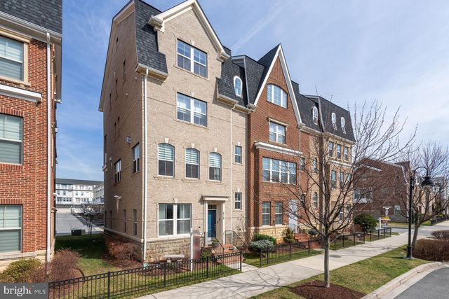 20878 Homes for Sale | Gaithersburg North Potomac MD Real Estate | Compass