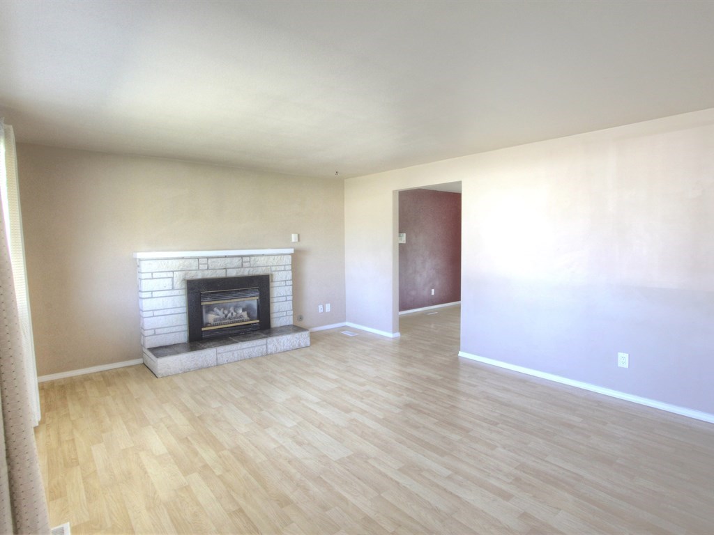 4221 North Vercler Road Spokane Valley, WA 99216 - Photo 4 of 20 Gallery Image 4