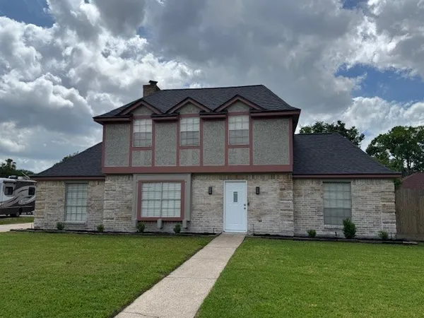 $299,000 | 8910 Pine Shores Drive, Humble, TX 77346