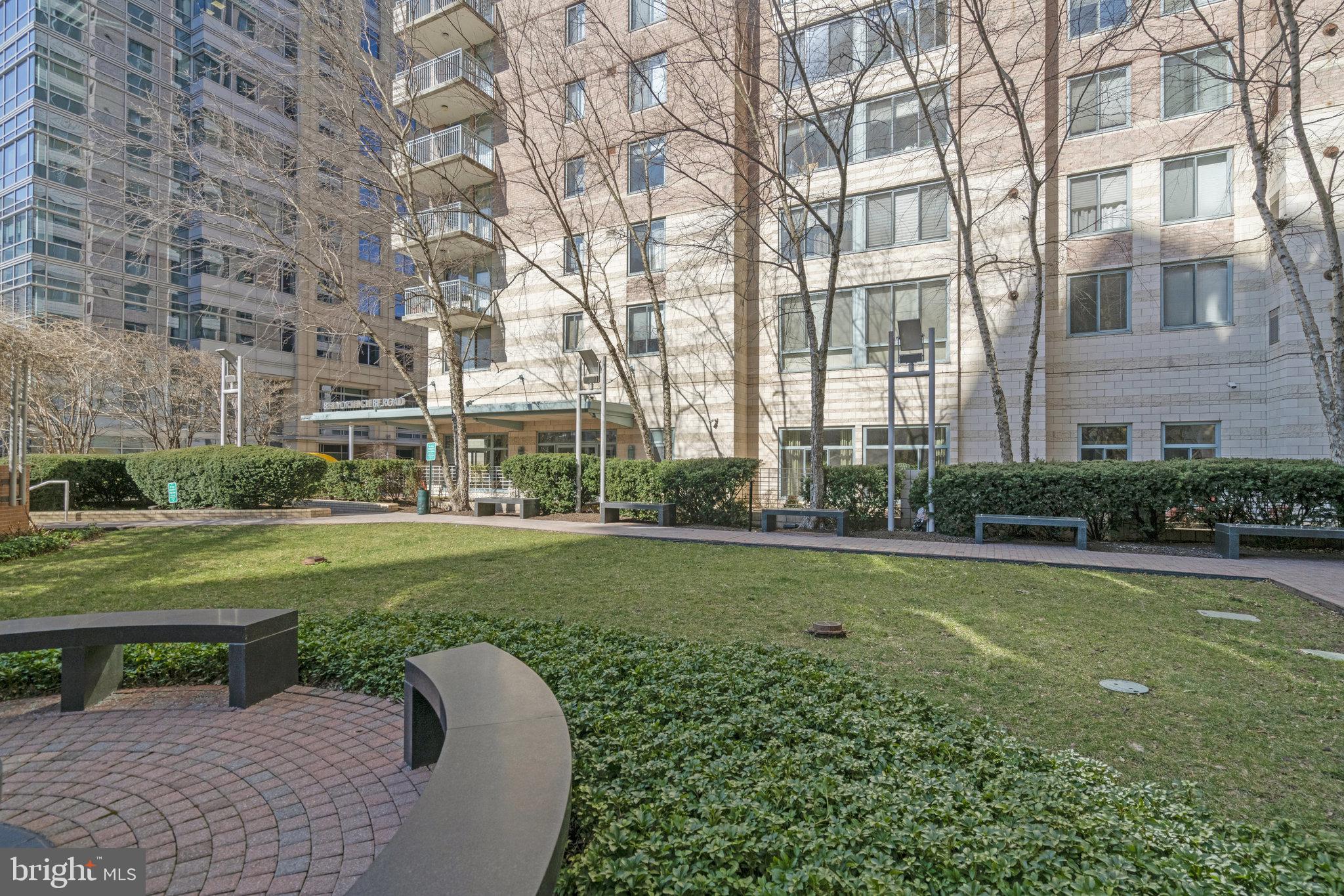 851 North Glebe Road, Unit 1813 Arlington, VA 22203 - Photo 1 of 39 Gallery Image 1