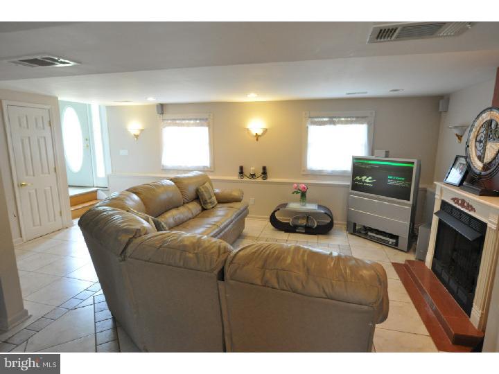 329 Farmdale Road Moorestown, NJ 08057 - Photo 8 of 14