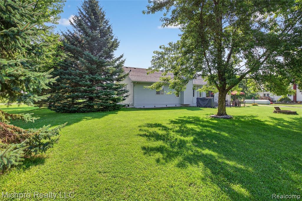 4411 Breen Road Emmett, MI 48022 - Photo 21 of 43