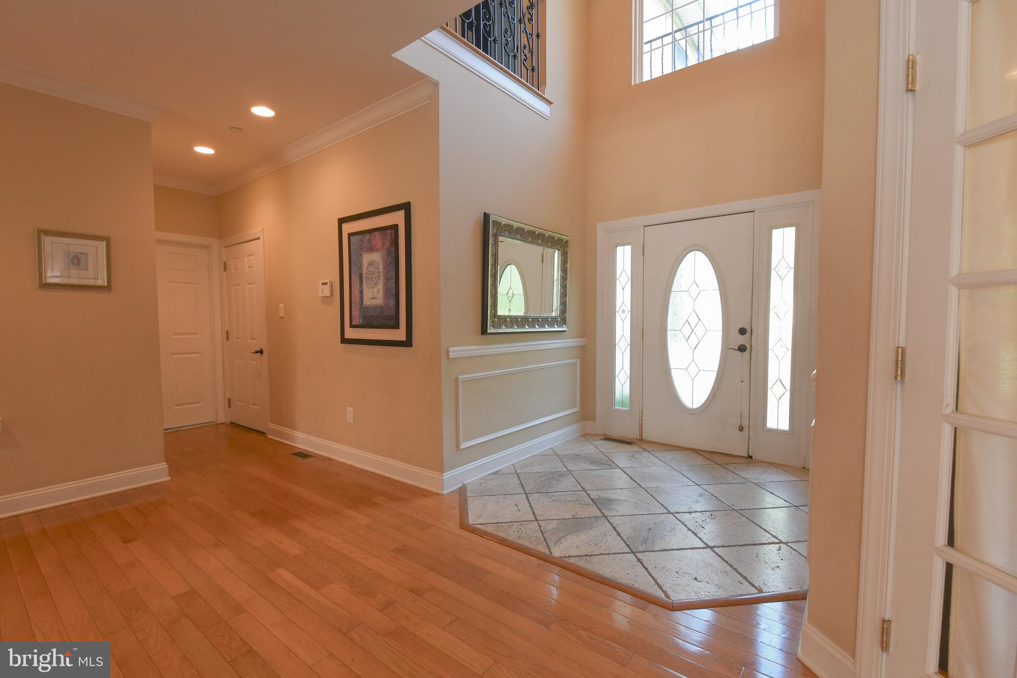 400 Baileys Run Springfield, PA 19064 - Photo 4 of 64 Two-Story Cathedral Entrance/ Foyer