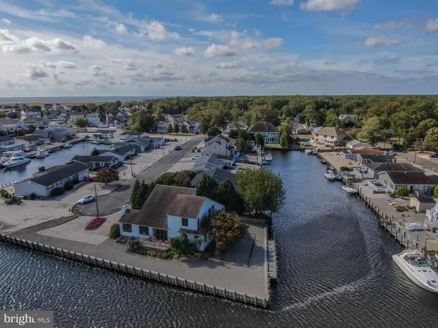 $950,000 | 709 Richmond Drive, Forked River, NJ 08731