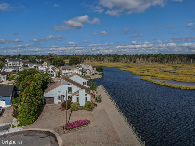 $950,000 | 709 Richmond Drive, Forked River, NJ 08731