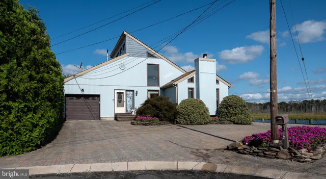 $950,000 | 709 Richmond Drive, Forked River, NJ 08731