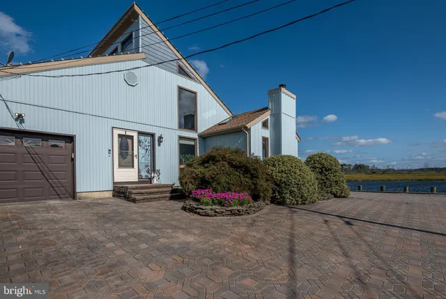 $950,000 | 709 Richmond Drive, Forked River, NJ 08731