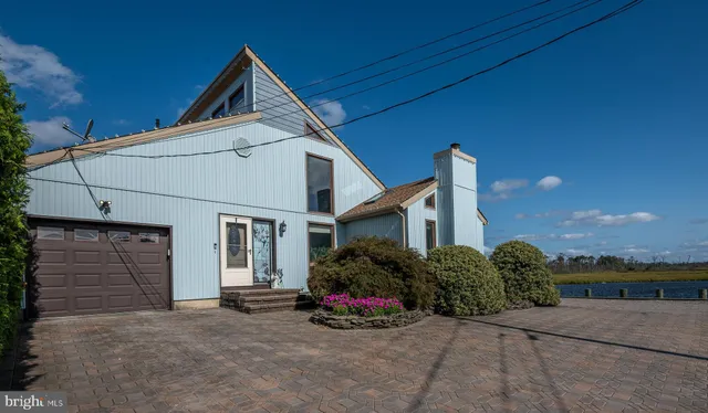 $950,000 | 709 Richmond Drive, Forked River, NJ 08731