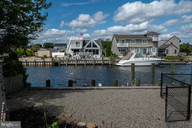 $950,000 | 709 Richmond Drive, Forked River, NJ 08731