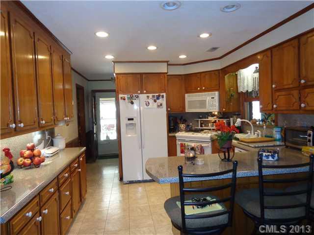 1243 Huckleberry Road Lincolnton, NC 28092 - Photo 8 of 16 Gallery Image 8