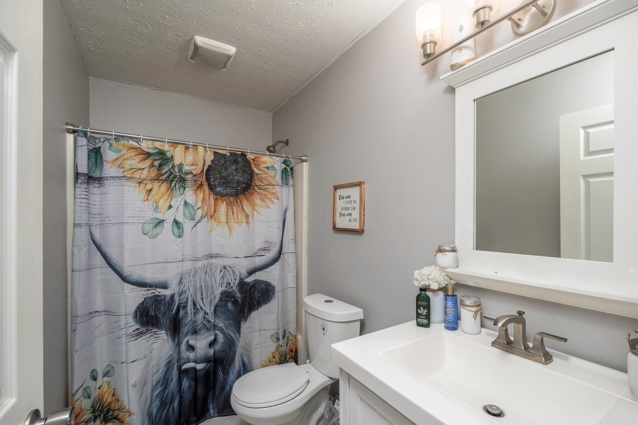 12505 Jamison Road Leesburg, OH 45135 - Photo 13 of 32 18-12505JamisonRd-26