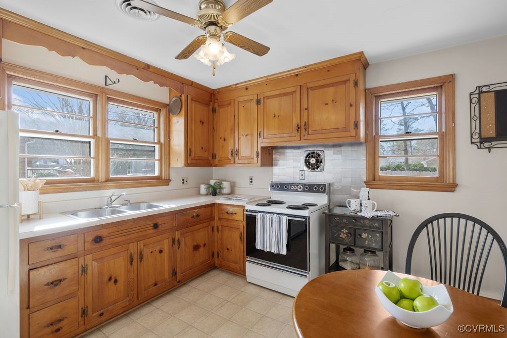 8406 Colebrook Road Richmond, VA 23227 - Photo 4 of 29 Spacious kitchen with solid wood cabinets.