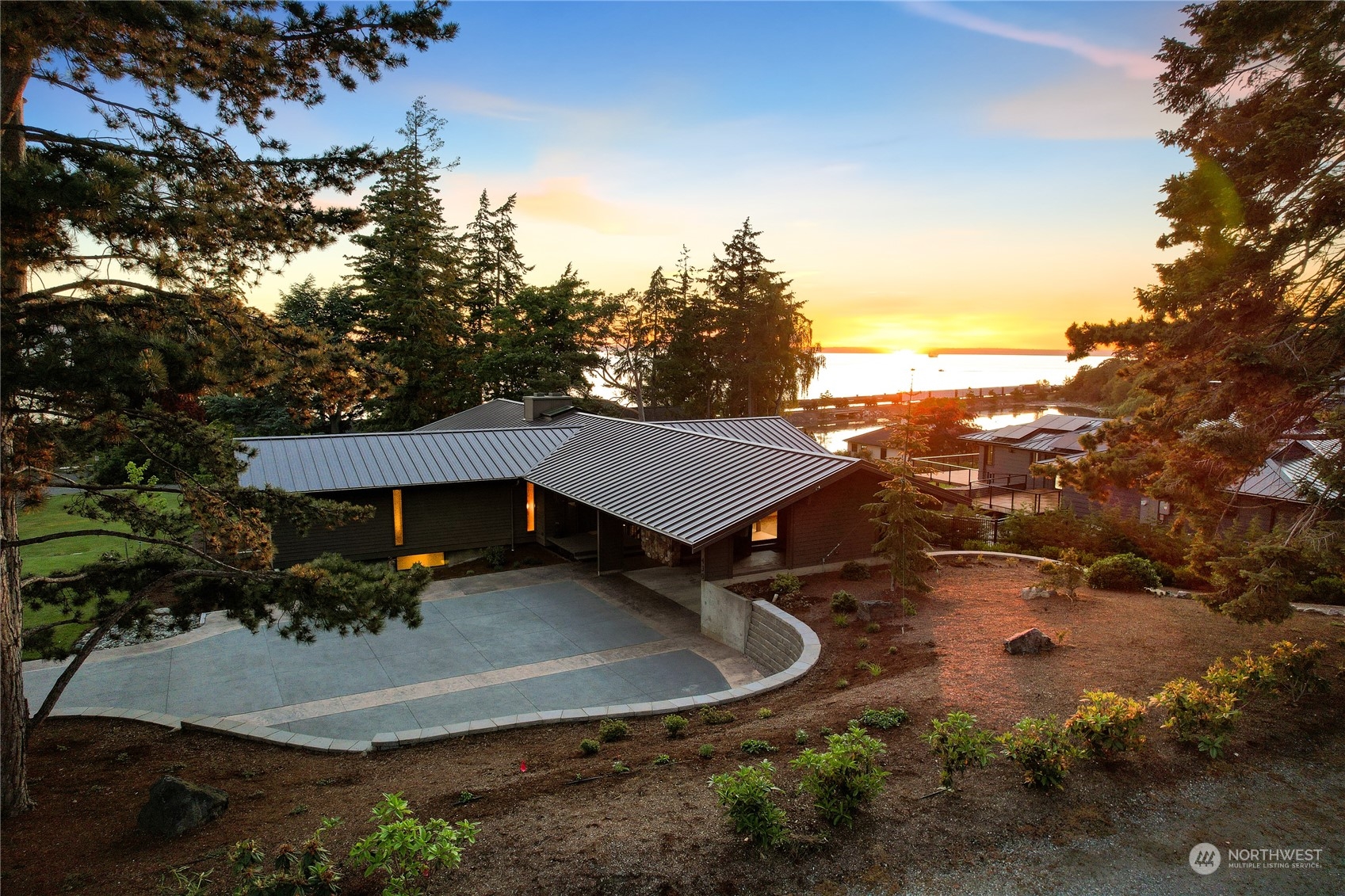 430 Bayside Road Bellingham, WA 98225 - Photo 4 of 40