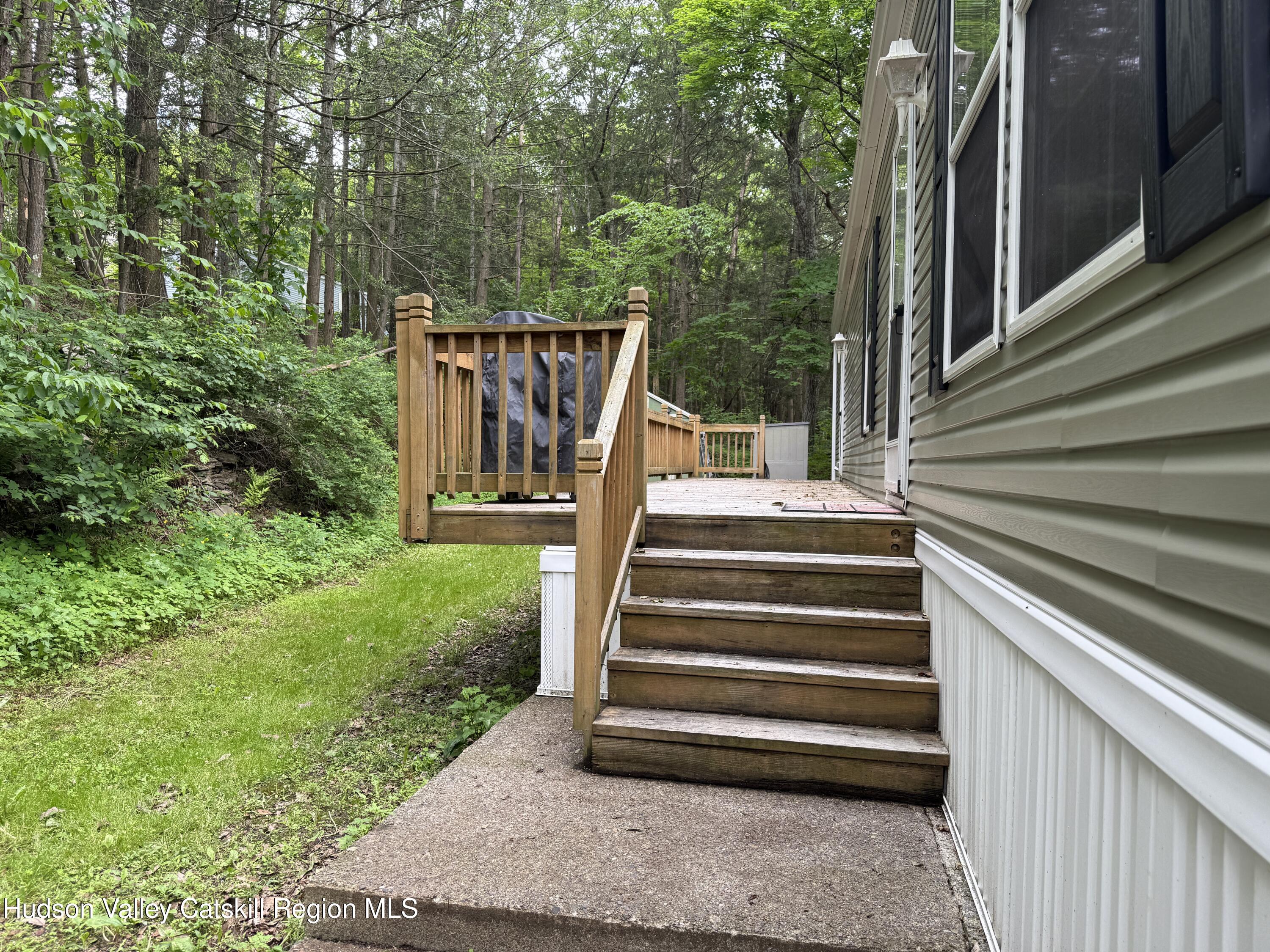 131 Rymrock Road Kingston, NY 12401 - Photo 3 of 14 IMG_8738