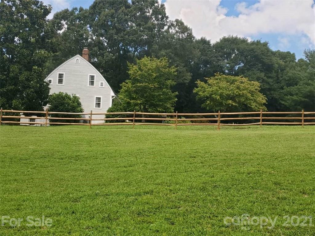 1407 Metcalf Road Shelby, NC 28150 - Photo 4 of 29 Gallery Image 4