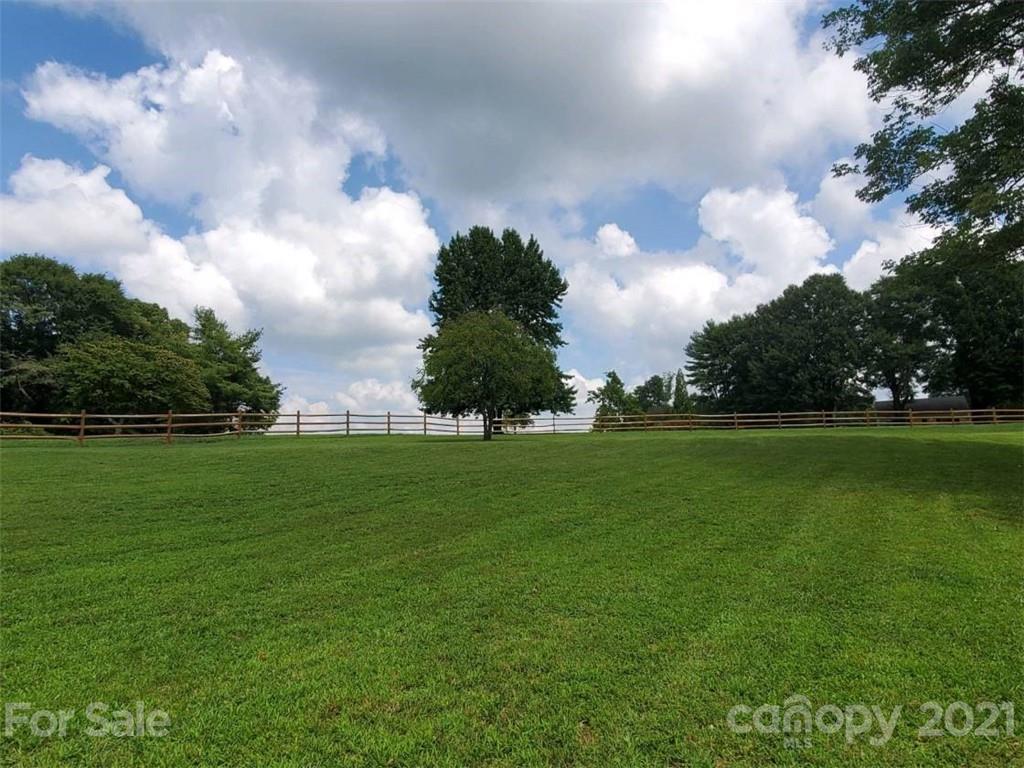 1407 Metcalf Road Shelby, NC 28150 - Photo 6 of 29 Gallery Image 6