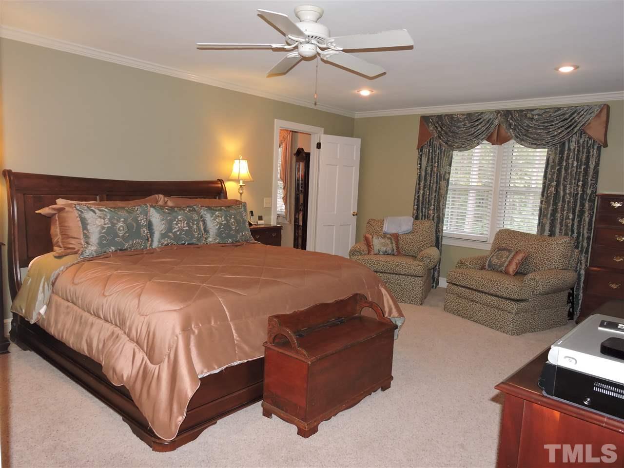 71 Wimbledon Court Roxboro, NC 27573 - Photo 8 of 25 Gallery Image 8