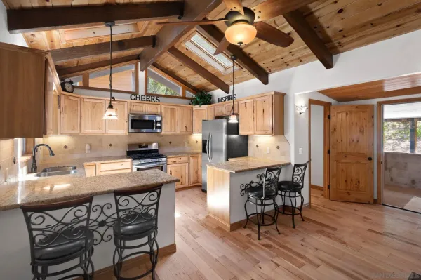 $569,000 | 27720 Saunders Meadow Road, Idyllwild, CA 92549