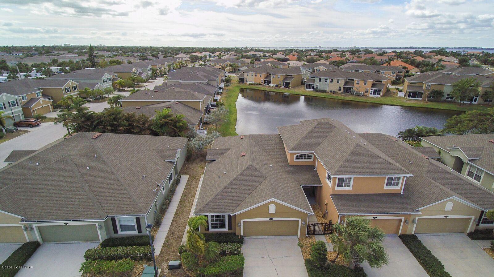 3480 Titanic Circle, Unit 84 Melbourne, FL 32903 - Photo 2 of 21 Lakefront Living