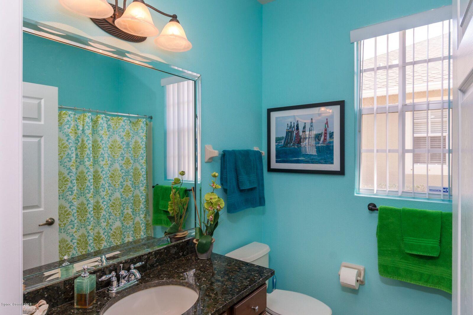 3480 Titanic Circle, Unit 84 Melbourne, FL 32903 - Photo 16 of 21 Guest Bath