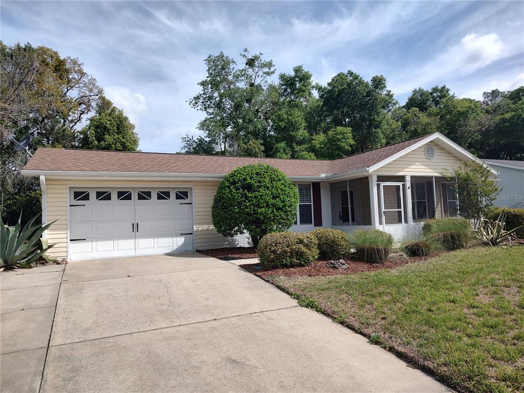 8157 Southwest 108th Loop Ocala, FL 34481 - Photo 2 of 2