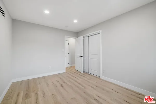 $5,995 | 10557 Reseda Boulevard, Northridge, CA 91326