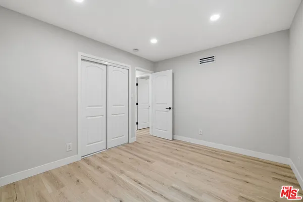 $5,995 | 10557 Reseda Boulevard, Northridge, CA 91326