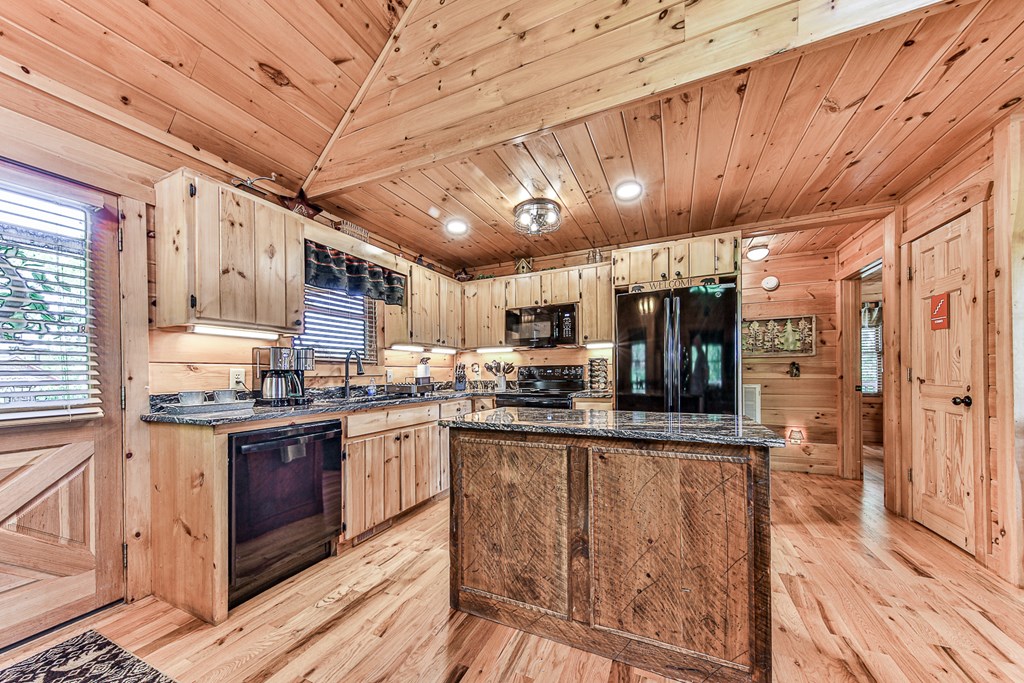 88 Black Gum Lane Blue Ridge, GA 30513 - Photo 20 of 85