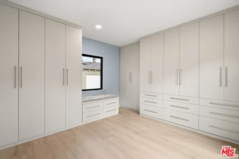 $1,149,000 | 5736 Eileen Avenue, Los Angeles, CA 90043