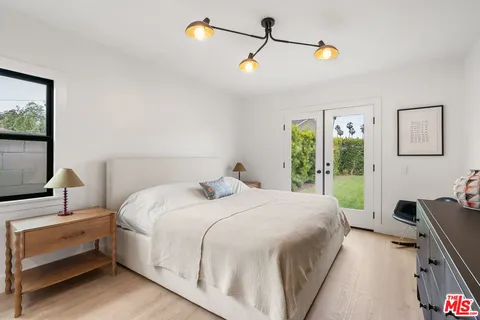 $1,149,000 | 5736 Eileen Avenue, Los Angeles, CA 90043