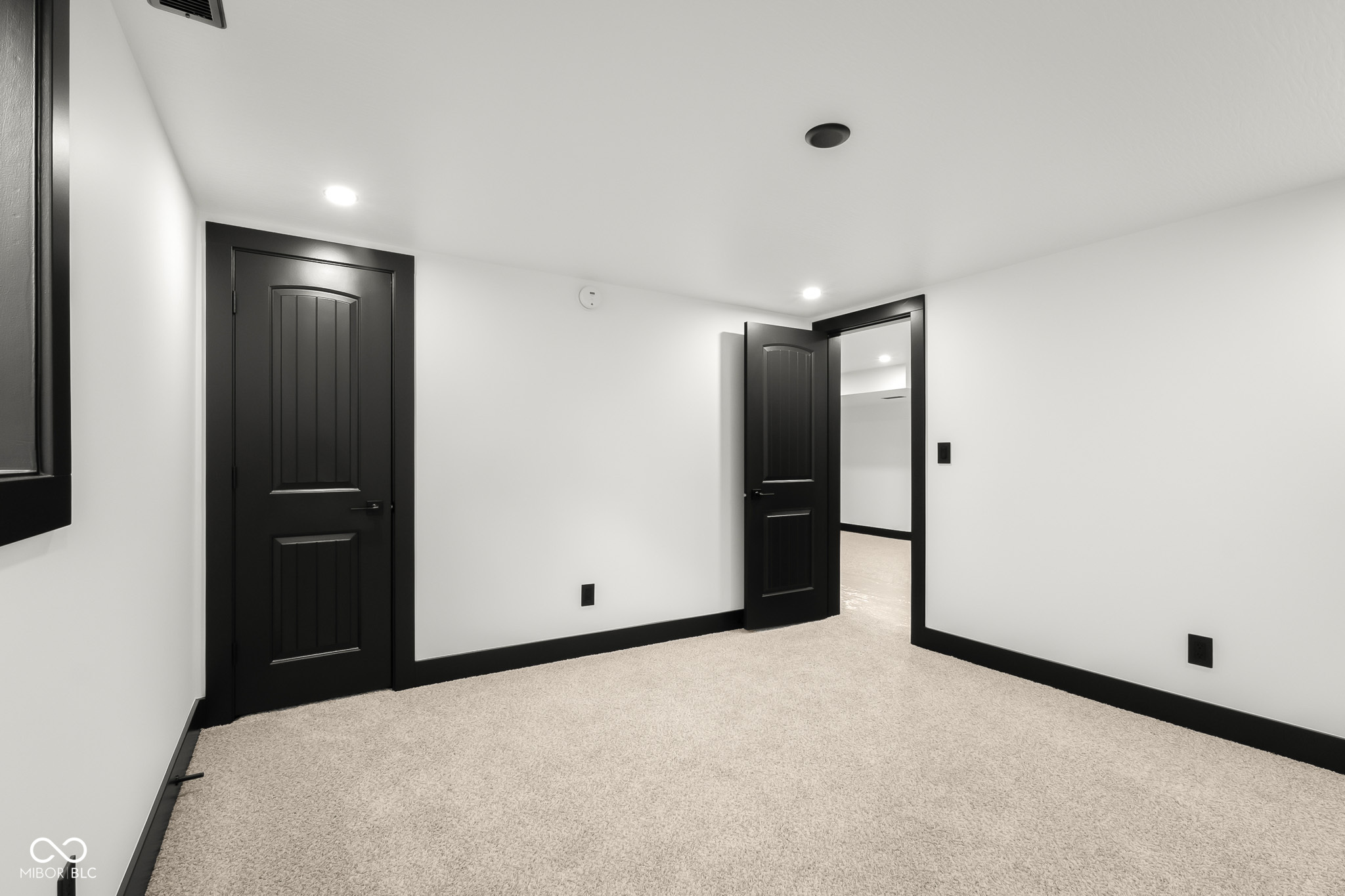 1647 Washington Street Columbus, IN 47201 - Photo 63 of 79