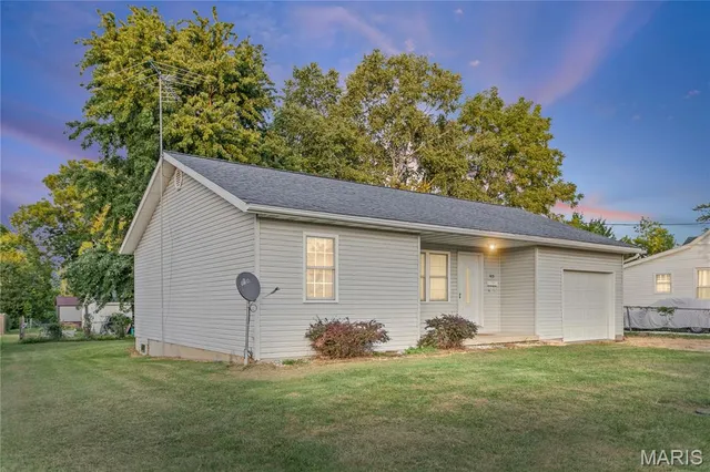 $124,000 | 103 South Deye Street, Jerseyville, IL 62052